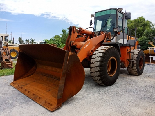 รถญี่ปุ่นเกรดA ขายถูก HITACHI LX130-7 เก่าญี่ปุ่นแท้ สภาพสวย ราคาไม่แพง โทร.090-986-2521 อ๊อบ