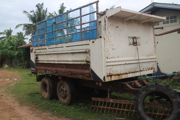 ขายด่วน เทรลเลอร์ลากพ่วงรถไถใหญ่