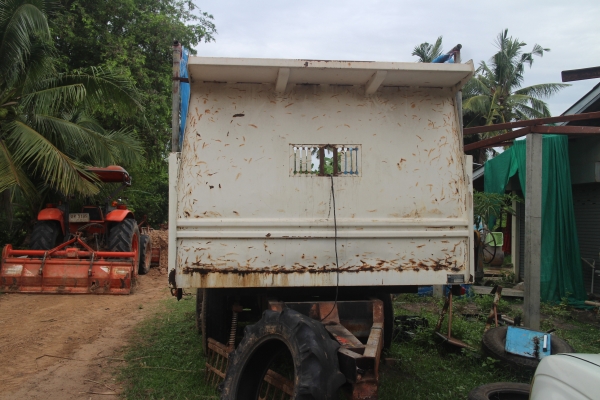 ขายด่วน เทรลเลอร์ลากพ่วงรถไถใหญ่