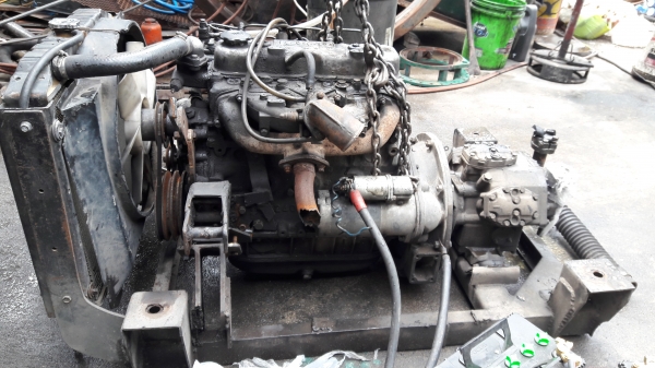 ขายเครื่องอีซุ c 240 เครื่องติดดีเหมือนเก่าณี่ปุ่น  ไม่ต้องเผาหัว เครื่องตัดรถ สภาพเดิมๆ โทร 098-5922944