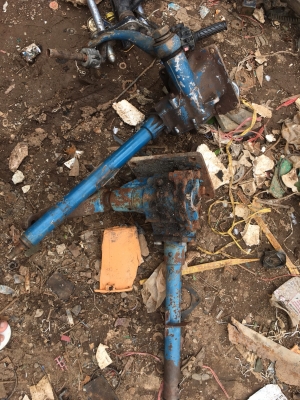 ขายเพาเวอรถไถ 2อัน 2800บาท ขายตามสภาพ 081-6278866 0895498253