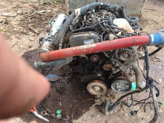 ขายเครื่องพร้อมเกียร์ J ตามสภาพ5500 บาท 081-6278866 089-5498253