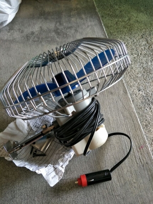 พัดลมติดรถยนต์ sanyo 12v made in japan