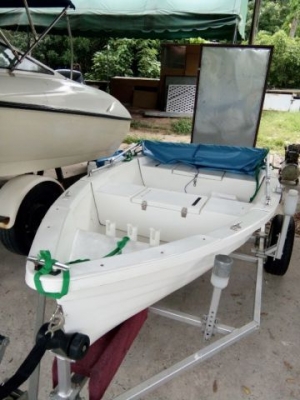 เรือเล็ก (Small Boat)