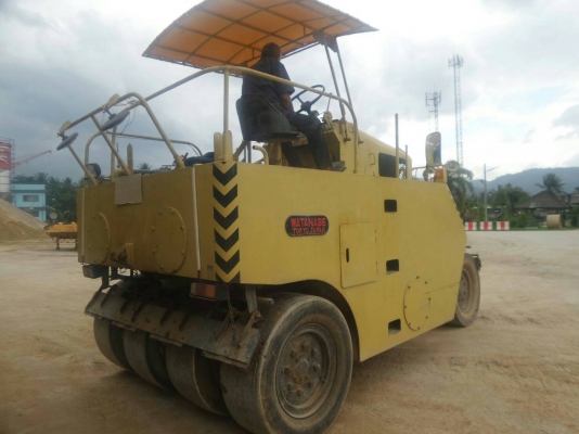 รถบดล้อยาง7ล้อ WATANABE มีระบบน้ำ พร้อมใช้ เล่มทะเบียน รถบดล้อยาง7ล้อ WATANABE มีระบบน้ำ พร้อมใช้ เล่มทะเบียน