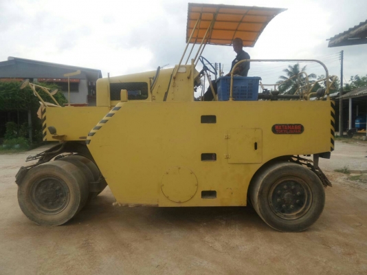 รถบดล้อยาง7ล้อ WATANABE มีระบบน้ำ พร้อมใช้ เล่มทะเบียน