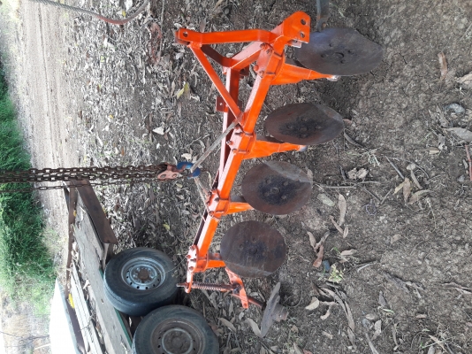 ขอขายรถไถ L2601 พร้อมผาน4 ราคา59,000 สนใจ 0819717099 ผอ.ภัทรพงษ์