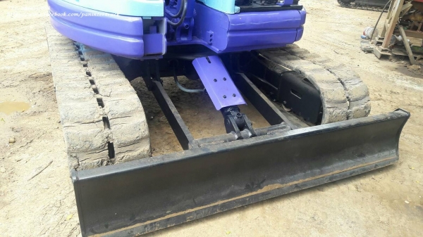 FROM JAPANขายถูกด่วนๆKOMATSU PC50UU-2 /คอนโทรลสั้น(น้ำมัน)/สินค้าเก่านอก/ปรับสภาพ ขัดล้าง-ทำสีให้เรี