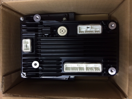 กล่อง+จอ KOMATSU PC200-8