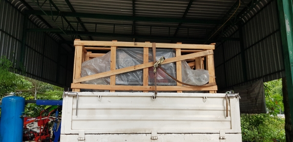 ปั้มลม 3 หัว มอเตอร์ 4 แรง ไฟ 220 v ถัง 200 ลิตร พร้อมใช้งาน