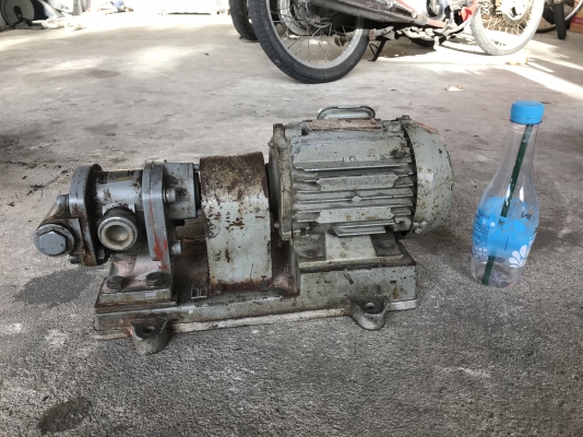 ขายเกียร์ปั๊มน้ำมัน Oriental Koshin Gearpump มอเตอร์ 0.4Kw. 380V made in Japan พร้อมแท่น สภาพสวยเดิมๆ พร้อมใช้งาน ราคา 3,000 บาท