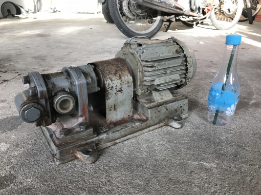 ขายเกียร์ปั๊มน้ำมัน Oriental Koshin Gearpump มอเตอร์ 0.4Kw. 380V made in Japan พร้อมแท่น สภาพสวยเดิมๆ พร้อมใช้งาน ราคา 3,000 บาท