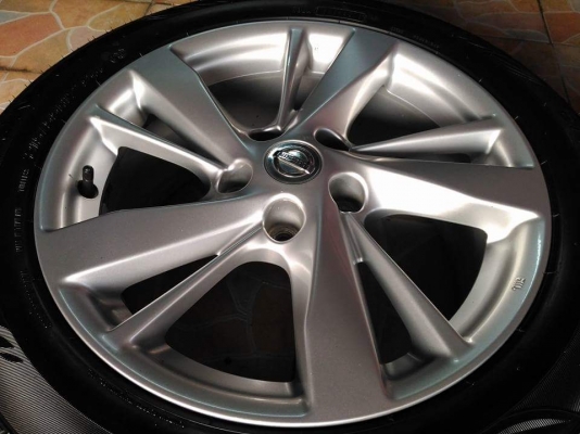 ล้อแม็ก Nissan Teana ขอบ 17 พร้อมยาง Dunlop Enasave EC300+ 215 55 17 ผลิตปี 17 3 เส้น ปลายปี 16 1 เส้น เป็นยางชุดเดียวกัน ยางสวย ล้อเคยทำสีมาอย่างเดียว ขายถูก ทั้งชุด 14900.- *** ใส่ฟรี รับเทิร์น รับบัตรเครดิตทุกธนาคาร ส่งทั่วไทย *** ล้อแม็ก Nissan Teana ขอบ 17 พร้อมยาง Dunlop Enasave EC300+ 215 55 17 ผลิตปี 17 3 เส้น ปลายปี 16 1 เส้น เป็นยางชุดเดียวกัน ยางสวย ล้อเคยทำสีมาอย่างเดียว ขายถูก ทั้งชุด 14900.- *** ใส่ฟรี รับเทิร์น รับบัตรเครดิตทุกธนาคาร ส่งทั่วไทย ***