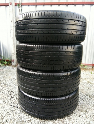 ขายยาง 205/55R16 YOKOHAMA ปี17 ดอกยางหนาสวยสดไม่ร้าวไม่มีปะ ชุดละ 3200 บาท