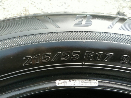 ขายยาง 215/55R17 บริดจสโตน อีโคเปีย อีพี300 ปี17 ดอกยางเต็มสดเท่ากันไม่ร้าวไม่กินข้างไม่มีปะใช้งานน้ ขายยาง 215/55R17 บริดจสโตน อีโคเปีย อีพี300 ปี17 ดอกยางเต็มสดเท่ากันไม่ร้าวไม่กินข้างไม่มีปะใช้งานน้