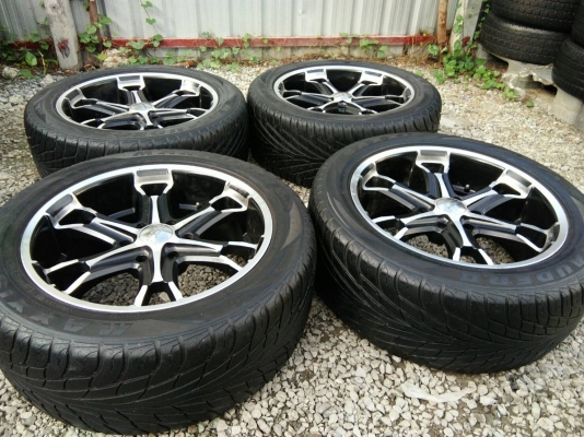 ขายแม็ก 6รู ขอบ20 พร้อมยางMAXSIX ปี12 สวยๆคุ้มๆ ชุดละ 7500 บาท