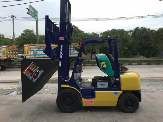 ขายรถตักยางพาราตักทะลายปาล์มตักหิรตักทรายตักของก่า