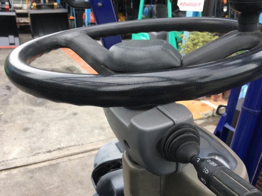 ขายรถตักยางพาราตักทะลายปาล์มตักหิรตักทรายตักของก่า