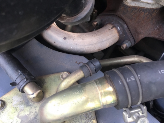 ขายรถตักยางพาราตักทะลายปาล์ม