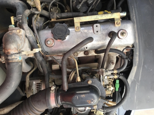 ขายรถตักยางพาราตักทะลายปาล์ม