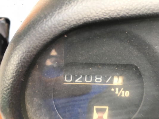 ขายรถตักยางพาราตักทะลายปาล์ม