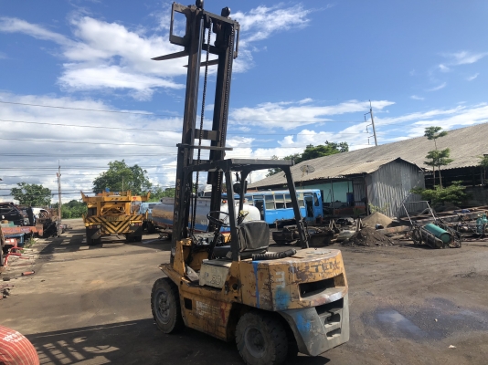 ขายโฟล์คลิฟ TCM 3ตันเสาสูง4เมตร เกียทอร์ค ขายโฟล์คลิฟ TCM 3ตันเสาสูง4เมตร เกียทอร์ค