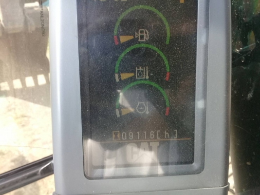 แม็กโครมือสอง/ Catterpillar 320D กระบอกดำ ทำงาน 9xxx ชม. เดิมๆ สวยเต็มพร้อมใช้เอกสารใบแจ้งจำหน่าย