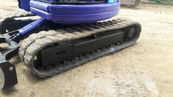 ขายรถขุด ยี่ห้อ KOMATSU รุ่น PC50UU-2    สินค้าเก่านอกจากญี่ปุ่น ปรับสภาพแล้ว ตรวจเช็คของเหลวแล้วรถใช้งานน้อย รถจอดนาน/เครื่องยนต์ 4D84/ปั๊มเฟือง/ แทรคเหล็ก/ใบมีด/หลังคา พร้อมใช้งาน