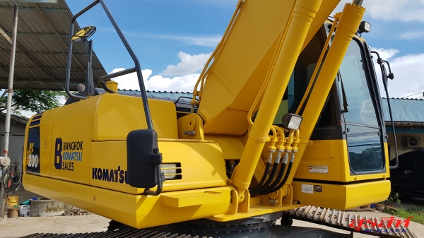 ขายรถแบคโฮ KOMATSU PC200-8MO กล้องมองหลัง ใช้งานเพียง 7 พันชั่วโมง สภาพนางฟ้า ทำงานสมบูรณ์ทุกระบบ ขายรถแบคโฮ KOMATSU PC200-8MO กล้องมองหลัง ใช้งานเพียง 7 พันชั่วโมง สภาพนางฟ้า ทำงานสมบูรณ์ทุกระบบ