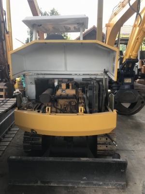 Komatsu PC30-6 รถเก่าญี่ปุ่น ตรวจเช็คเครื่องยนต์แล้ว สภาพดี สนใจติดต่อ0813553478(คุณโย)