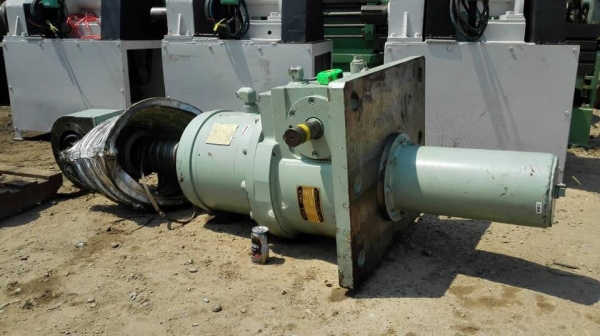 บอลสกรูญี่ปุ่นของใหม่ 100\% BALL JACK COSMIC 100 ตัน 100000 KG