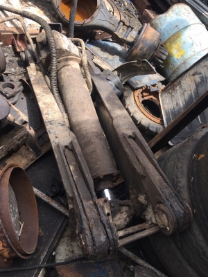 ขาย12ตัน18000โท0643130366