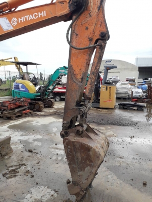 รถขุด hitachi EX35 เครื่องดี ไอโดรริกใช้ได้