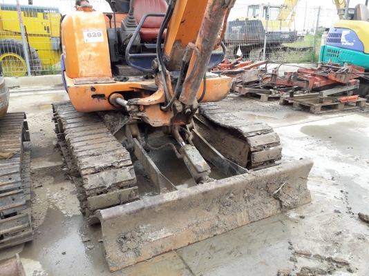 รถขุด hitachi EX35 เครื่องดี ไอโดรริกใช้ได้