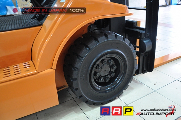 ขายรถโฟล์คลิฟท์มือสอง TOYOTA รุ่น FGK20-10300 นำเข้าจากประเทศญี่ปุ่น 100\% ไม่เคยใช้งานในไทย