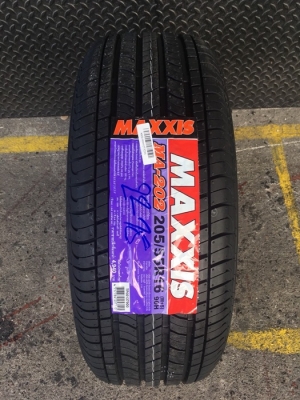 MAXXIS MA-202 205/55R16 ราคาเส้นละ 2,250 บาท