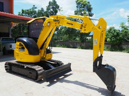 เก่าญี่ปุ่น 380,000 บาท KOMATSU PC30UU-3