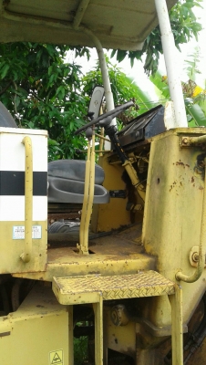 รถตัก KOMATSU 510. สนใจติดต่อ 081 - 6079515