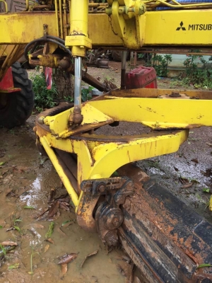 รถเกรดถนน มิตชู. เครื่อง 6DB1 สภาพดีมากๆพร้อมใช้งาน รถเกรดถนน มิตชู. เครื่อง 6DB1 สภาพดีมากๆพร้อมใช้งาน