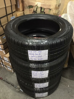 ยาง Goodyear 215 60 16 ปลายปี17 ดอกเต็ม ไม่มีปะ เนื้อนิ่มๆ ใช้ยาว ราคาไม่แพง