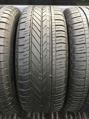 ยาง Goodyear 215 60 16 ปลายปี17 ดอกเต็ม ไม่มีปะ เนื้อนิ่มๆ ใช้ยาว ราคาไม่แพง
