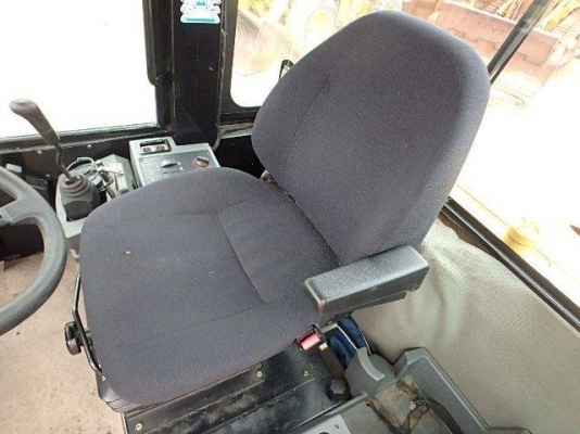 CAT 910G-2 สภาพนี้ ไม่ต่างจากรถใหม่แล้ว ญี่ปุ่นแท้ โทร.090-986-2521 อ๊อบ