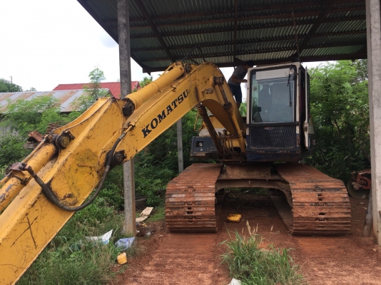 ขายด่วน KOMATSU PC100L เครื่องปั้มดี เอวแน่น ไฟฟ้าสมบูรณ์ โซ่ช่วงล่างสวย แอร์เย็น รถพร้อมทำงาน สนใจสอบถาม ไว้ใช้งาน โทร 093 0764943 คุณ ตั้ม