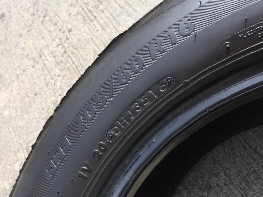 ขายยาง BRIDGESTONE ECOPIA EP200 205-60-16 ปี16 ชุดละ 4,400 บาท ขายยาง BRIDGESTONE ECOPIA EP200 205-60-16 ปี16 ชุดละ 4,400 บาท