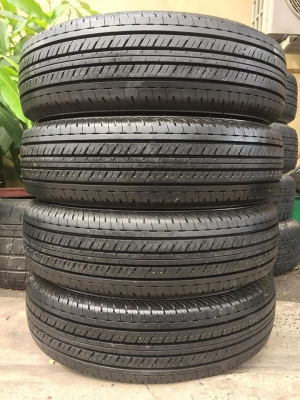 ขายยางป้ายแดง BRIDGESTONE DURAVIS R611 195R15 ปี18 ชุดละ 7,500 บาท