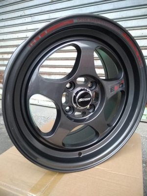 แม็กใหม่ลายสปูน สีเทากัลขอบ 15 ราคา 7500 พร้อมยางไทย 11700 บาท