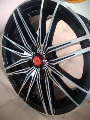 แม็กใหม่ดำหน้าเงา ขอบ 15 ราคา 7900 พร้อมยางใหม่ไทย 12900 บาท