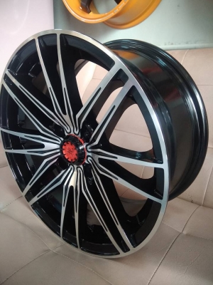 แม็กใหม่ดำหน้าเงา ขอบ 15 ราคา 7900 พร้อมยางใหม่ไทย 12900 บาท