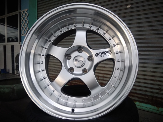 แม็กใหม่ s1 ขอบ 18 ใส่รถ 5 รู 114 ราคา 13500 บาท พร้อมยางใหม่ 19900 บาท