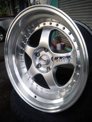 แม็กใหม่ s1 ขอบ 18 ใส่รถ 5 รู 114 ราคา 13500 บาท พร้อมยางใหม่ 19900 บาท